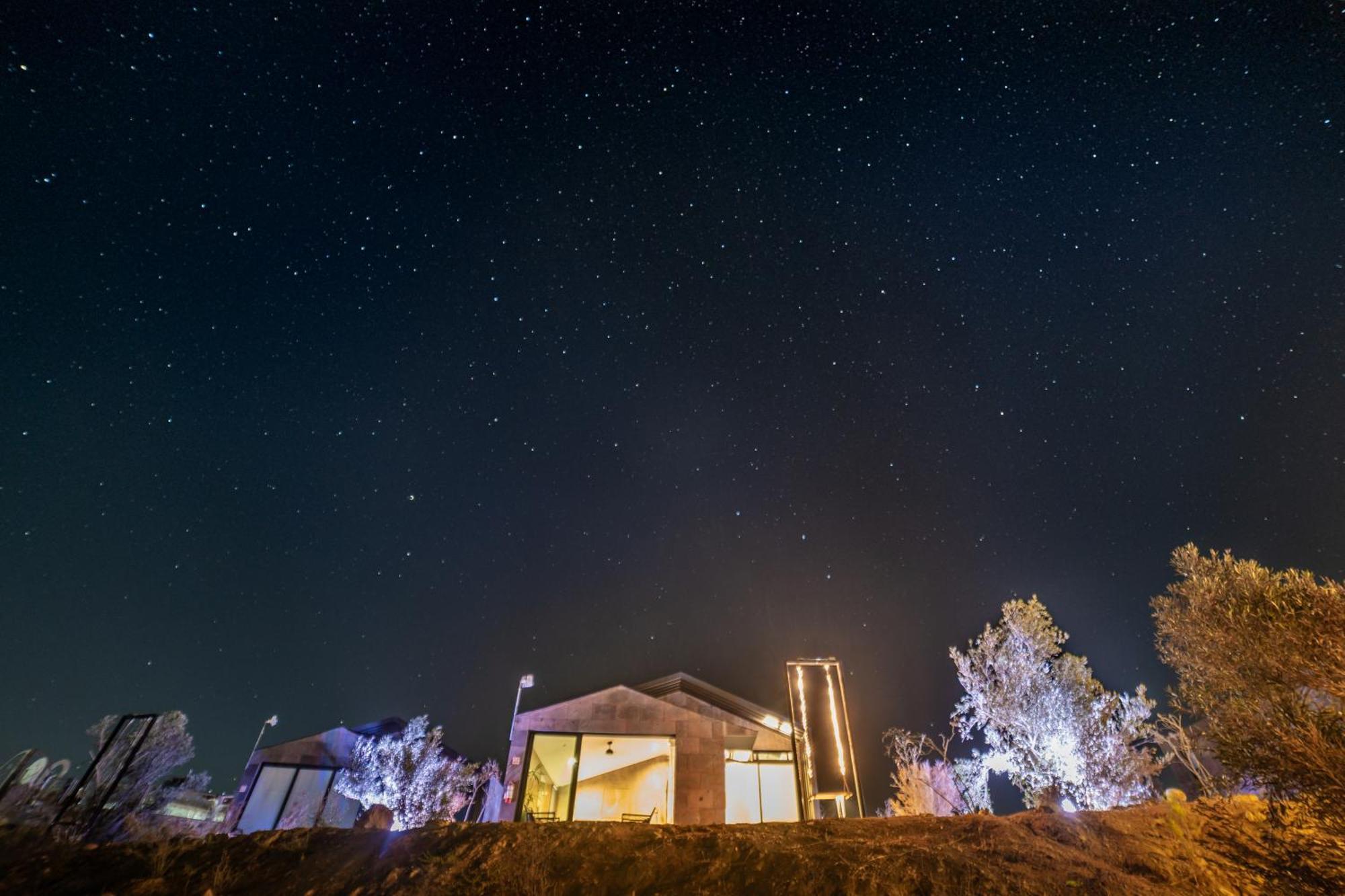 Bajo Estrellas Hotel Contemporaneo Valle de Guadalupe Extérieur photo